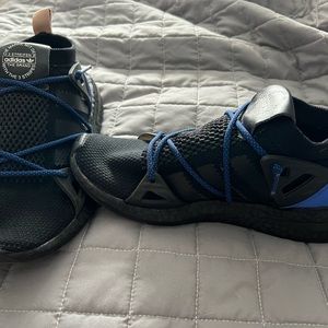 Adidas Arkyn women’s size 8